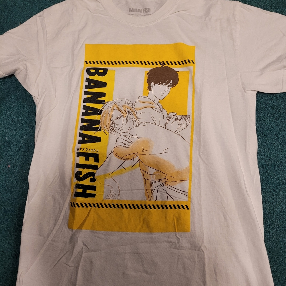 Graphic tee